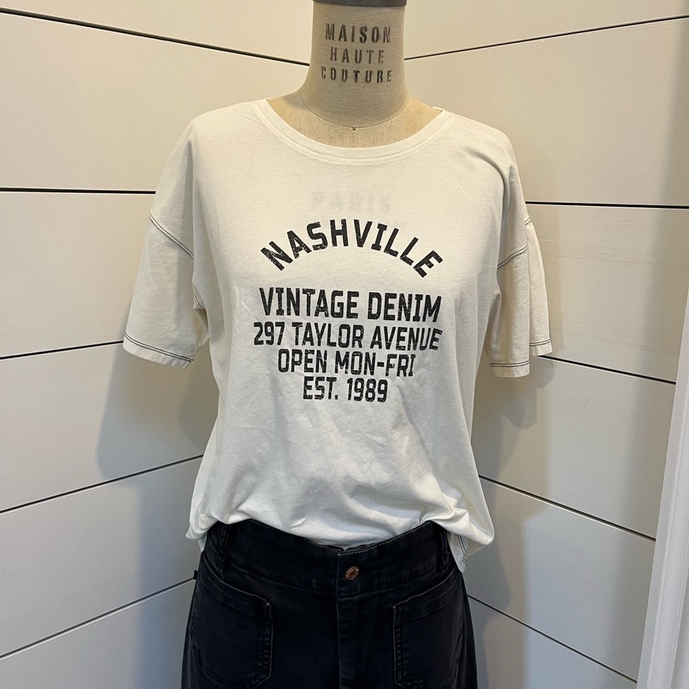 Excellent condition M Anthropologie t-shirt